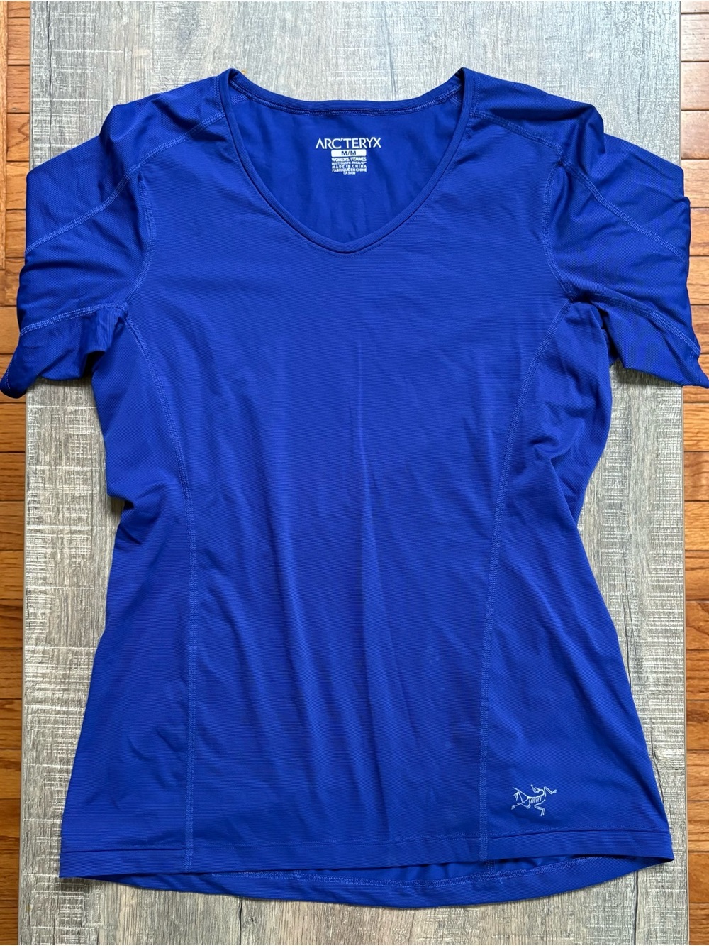 Arc'teryx V-Neck Tee